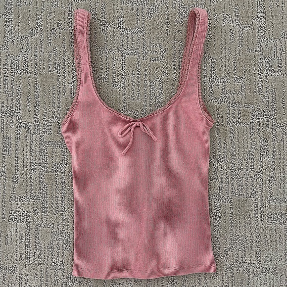 *NEW* Ribbed Tank Top - Picture 3 of 5